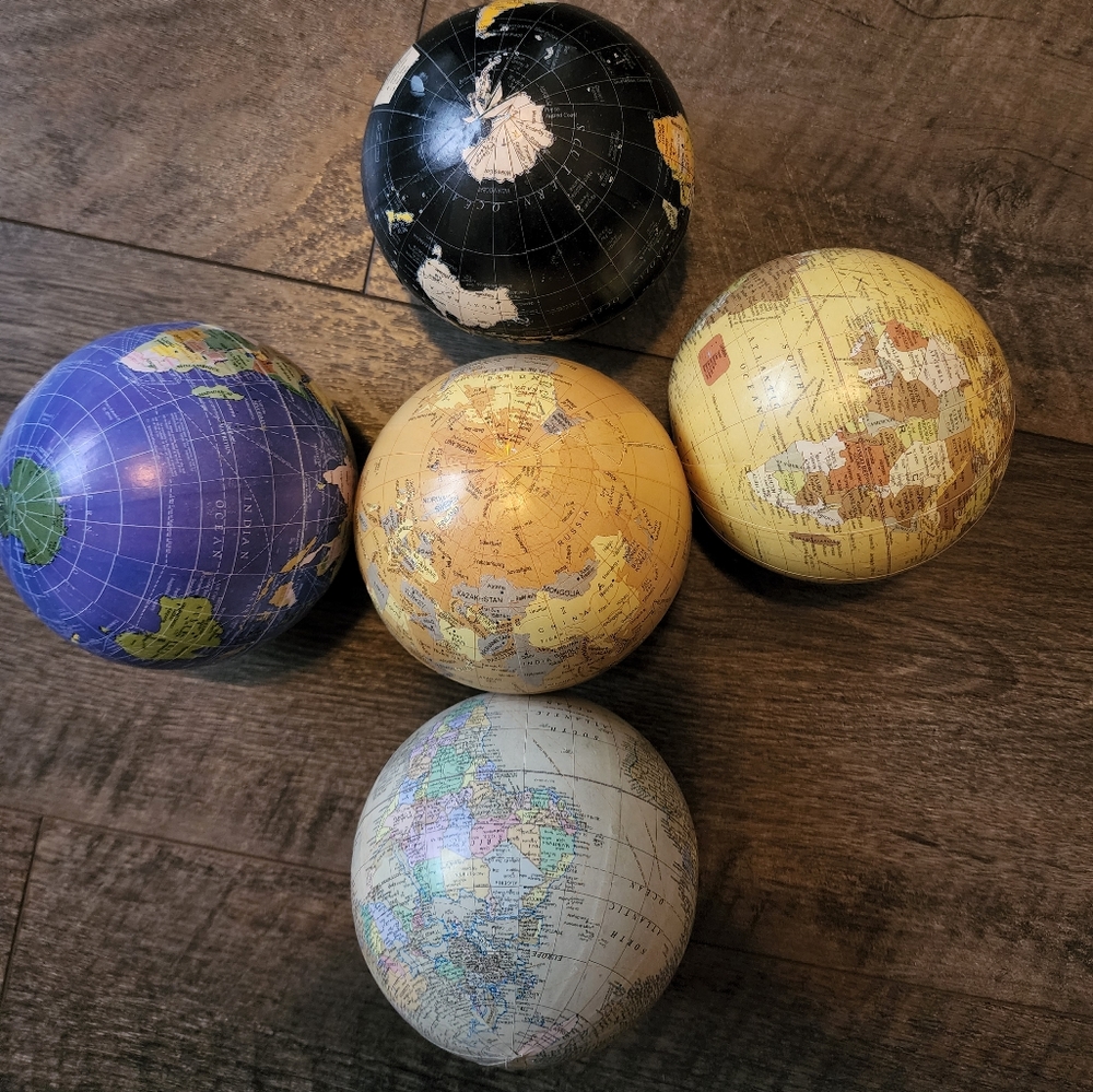 Globe balls Home Decor